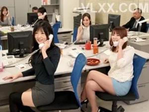 Cách melody trả công khi nhờ người lạ sửa xe giúp